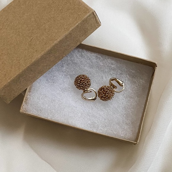 VTG Gold Chain Ball Scribble Clip Earrings - Picture 4 of 6